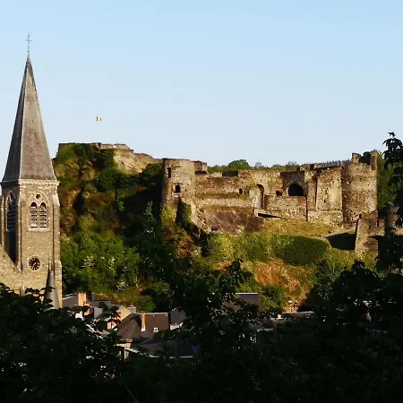 Chez Amand Devantave